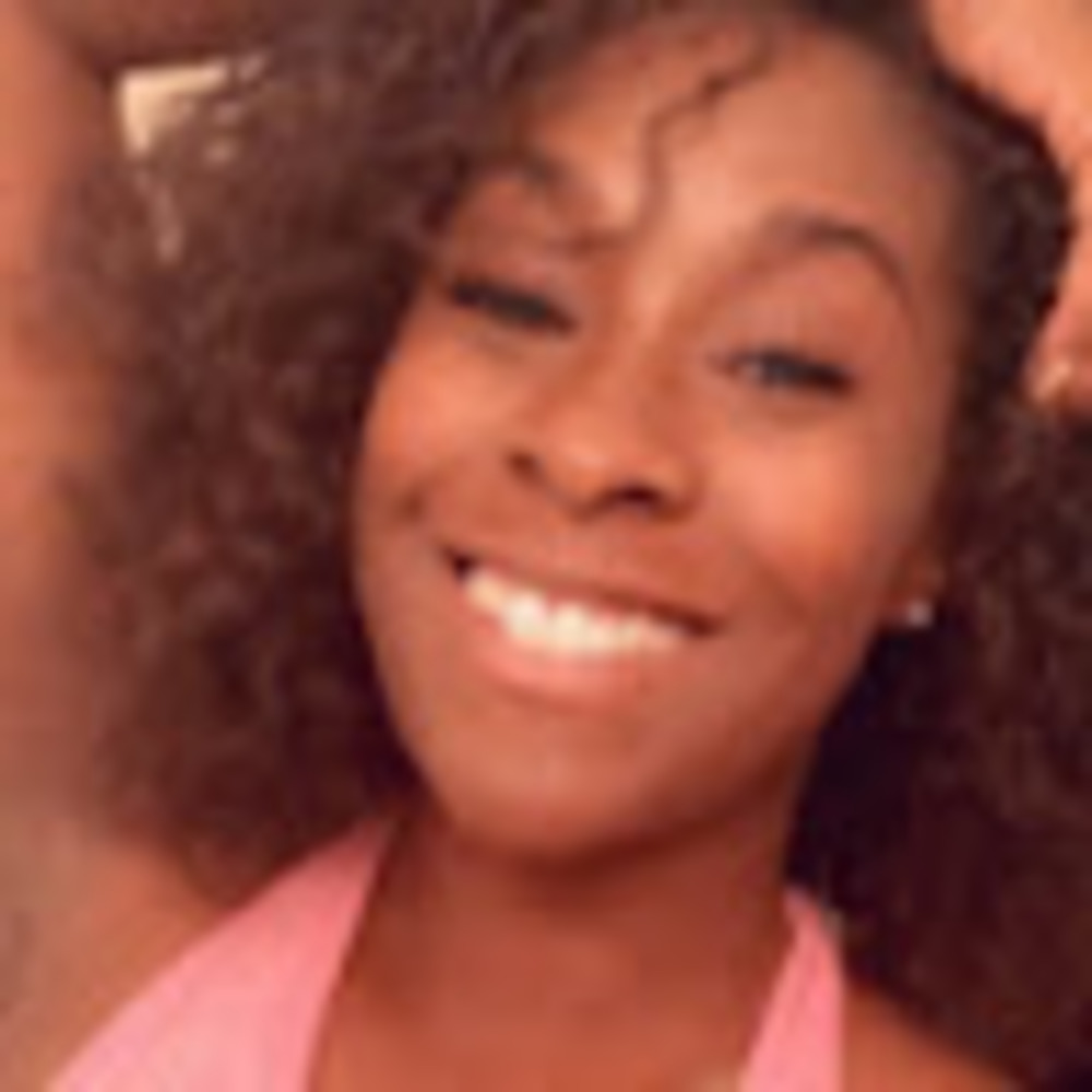 Meet your Posher, Britni